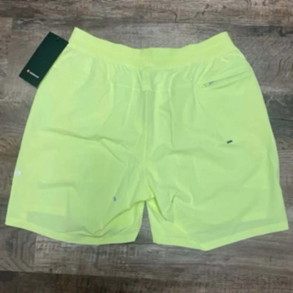 Lululemon License to Train Short 7" LL - Picture 3 of 5